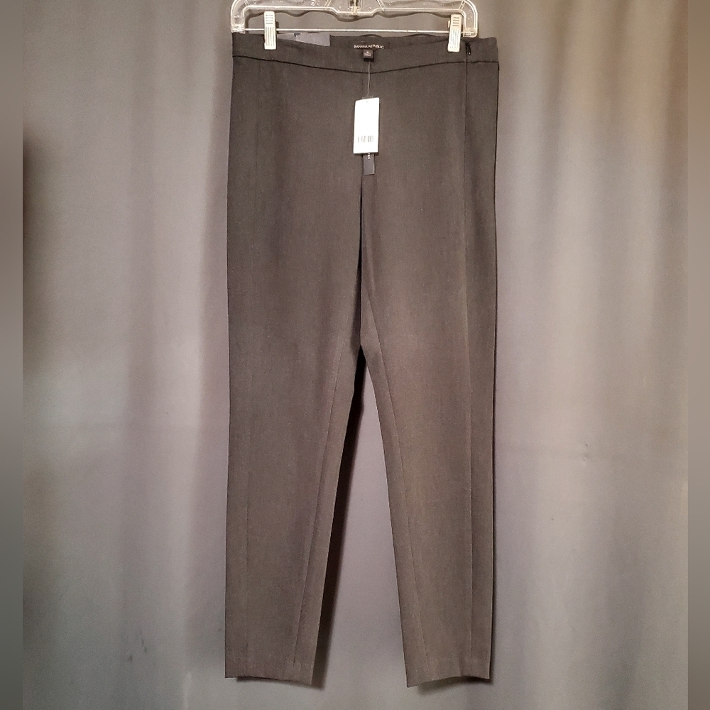 Banana Republic Gray Fitted Pants Size 6 NWT